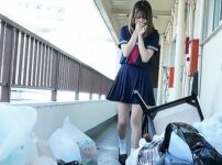 エロ動画情報 俺の宝箱 | 【俺の宝箱】女子校生×セーラー服】の巻］ゴミ部屋に監禁されていた女子校生！ムラムラしていた俺は彼女をレイプした！若い女の子の体が好きなんです！